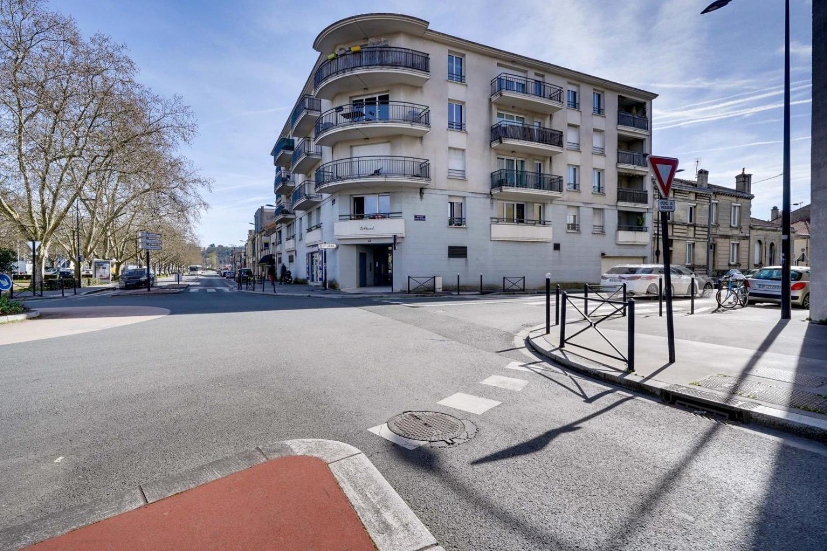 Appartement Lovely Flat With Parking